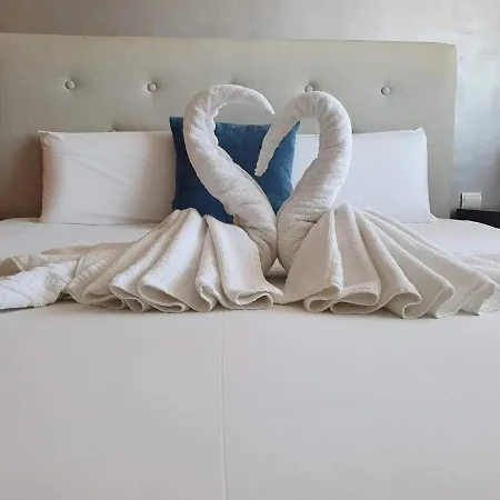 Spacious And Comfortable Paraiso Ii Apartment *