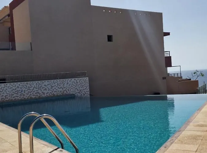 Spacious And Comfortable Paraiso Ii Apartament *